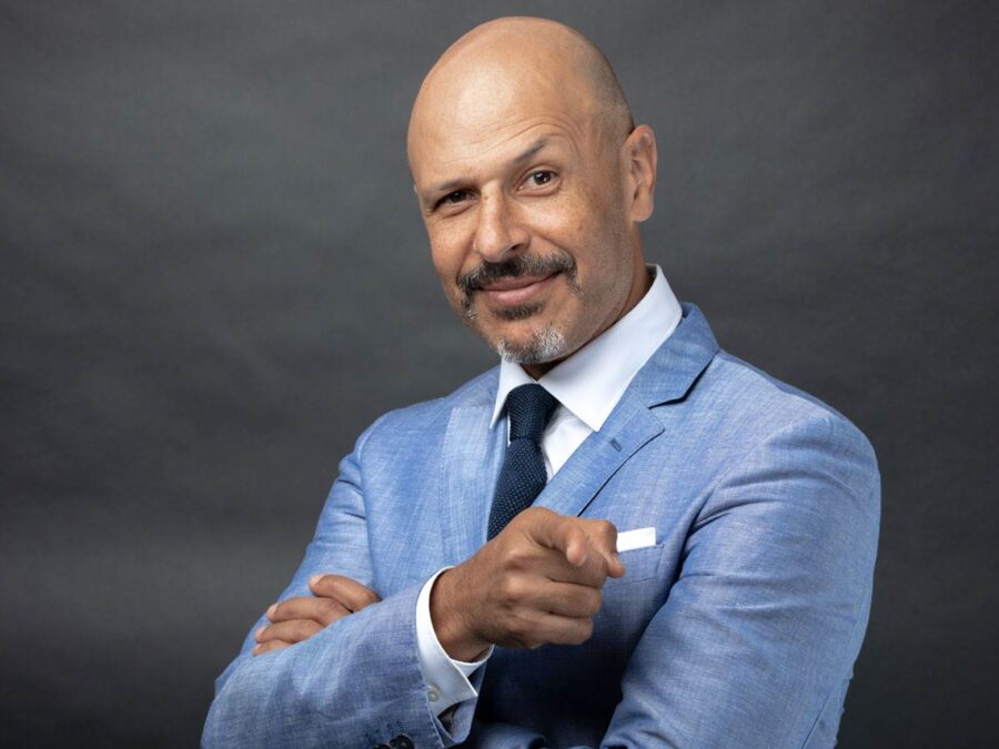 Maz Jobrani on Defining Moments with Suzanne Quast